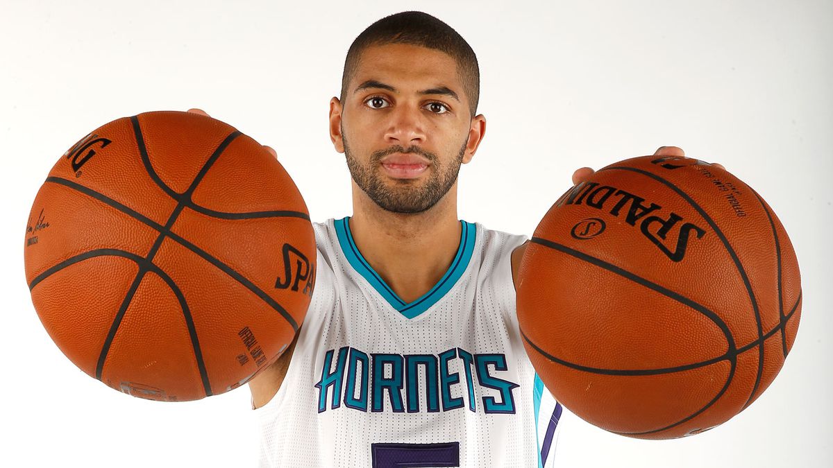 092915-NBA-Hornets--Nicolas-Batum-pi-ssm.vresize.1200.675.high.42.jpg